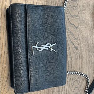 YSL Saint Laurent Crossbody Pebbled leather Bag